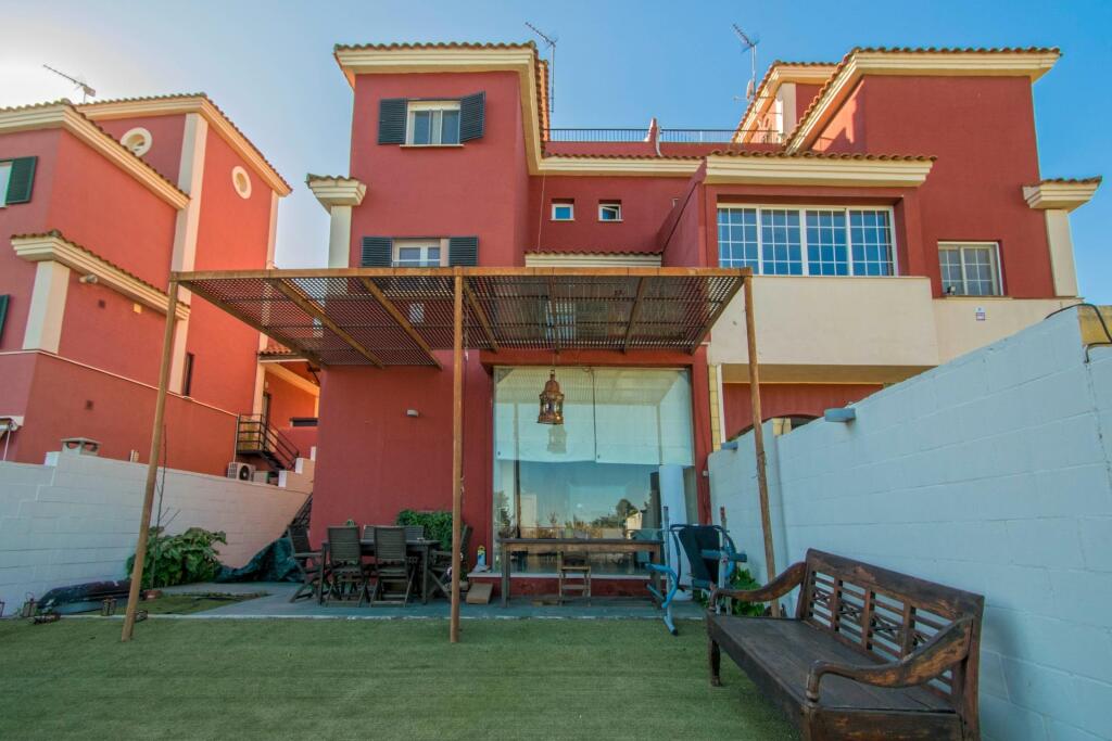 junto Urbanización La Fuenblanca!!! junto Urbanización La Fuenblanca!!!