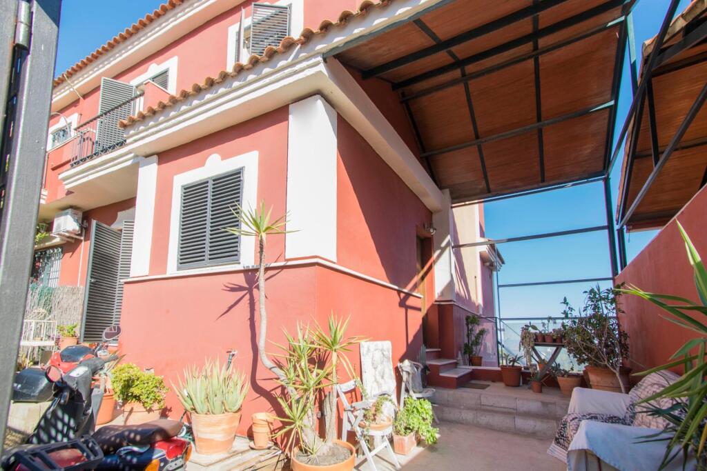 Imagen 2 de Gran vivienda pareada en Salteras Imagen 2 de Gran vivienda pareada en Salteras