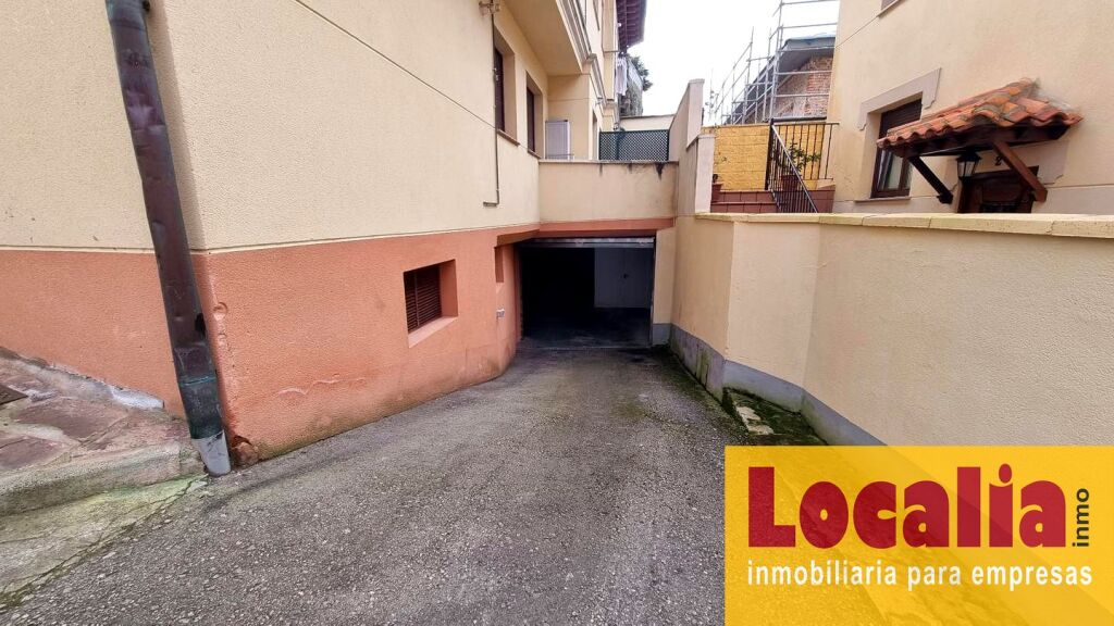 Imagen 2 de Plazas de parking con trastero en Comillas! Imagen 2 de Plazas de parking con trastero en Comillas!