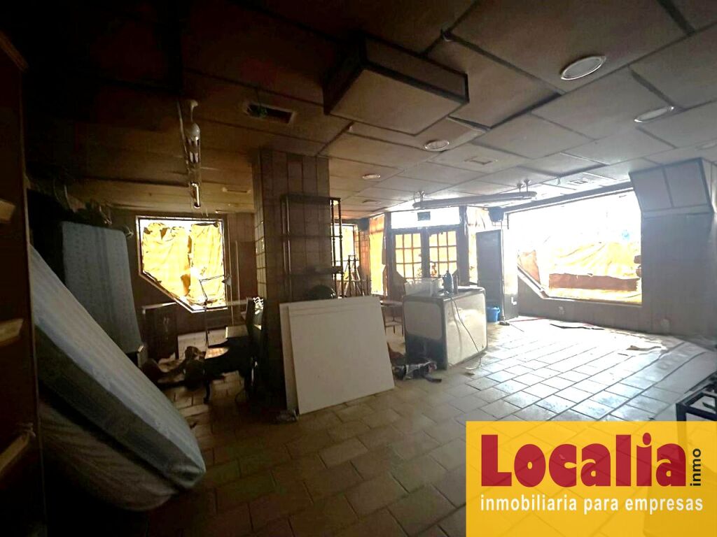 Imagen 2 de Local para reconvertir en viviendas. Torrelavega