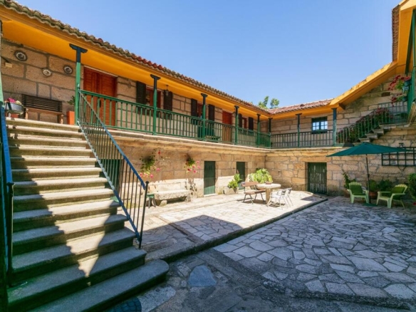 Imagen 2 de Casa de campo-Masía en Venta en Soutomaior Pontevedra