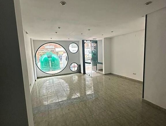 Imagen 4 de Local comercial / oficinas en el centro de Torrelavega