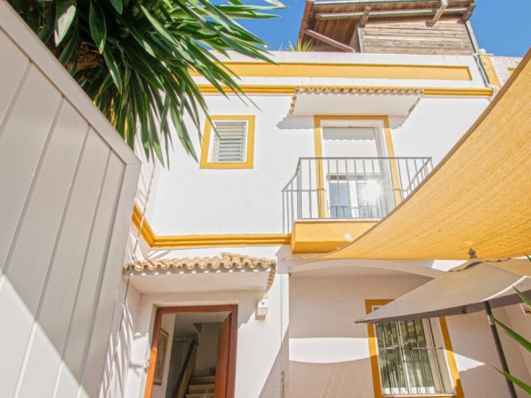 Imagen 2 de Magnífica vivienda adosada en Olivares