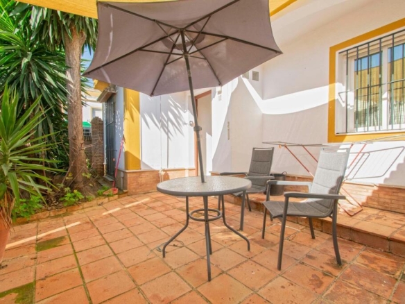 junto  Parque El Palomar!!!