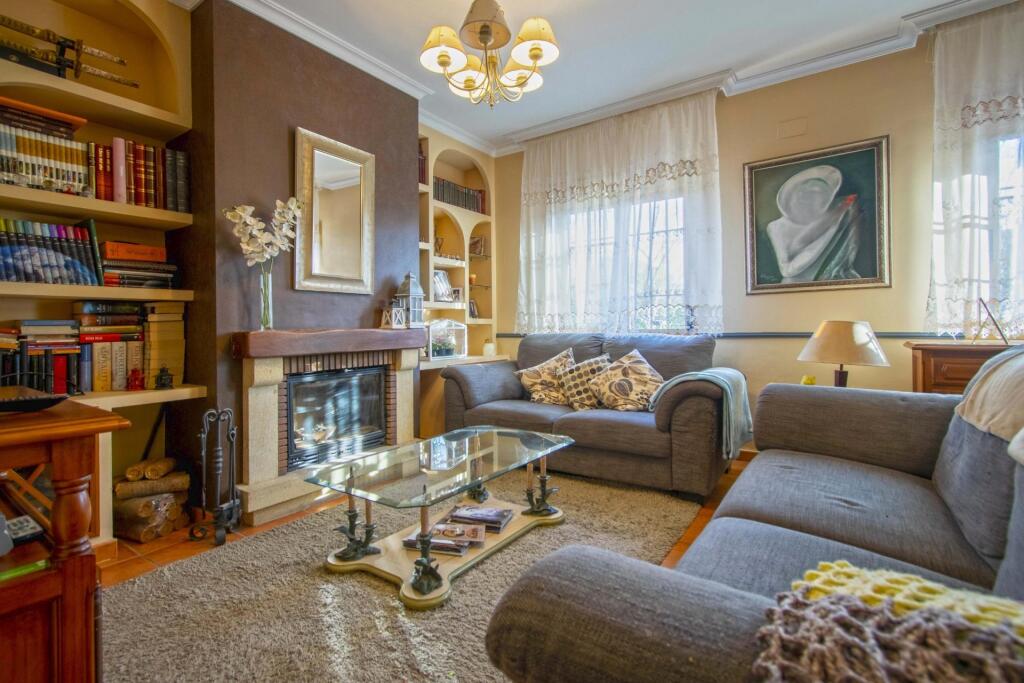 Imagen 2 de Magnífica vivienda pareada en Alcalá de Guadaira!!!