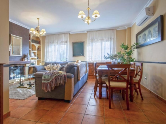 Imagen 4 de Magnífica vivienda pareada en Alcalá de Guadaira!!!