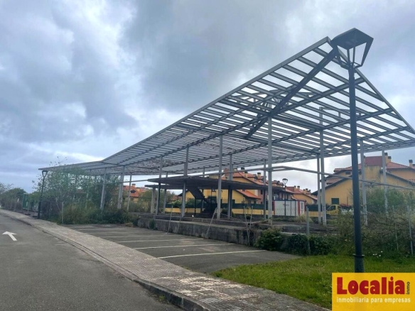 Imagen 3 de Local en venta en Comillas de 1328 m2