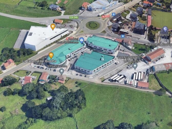 Imagen 4 de Amplias oficinas en alquiler  cerca de Santander.