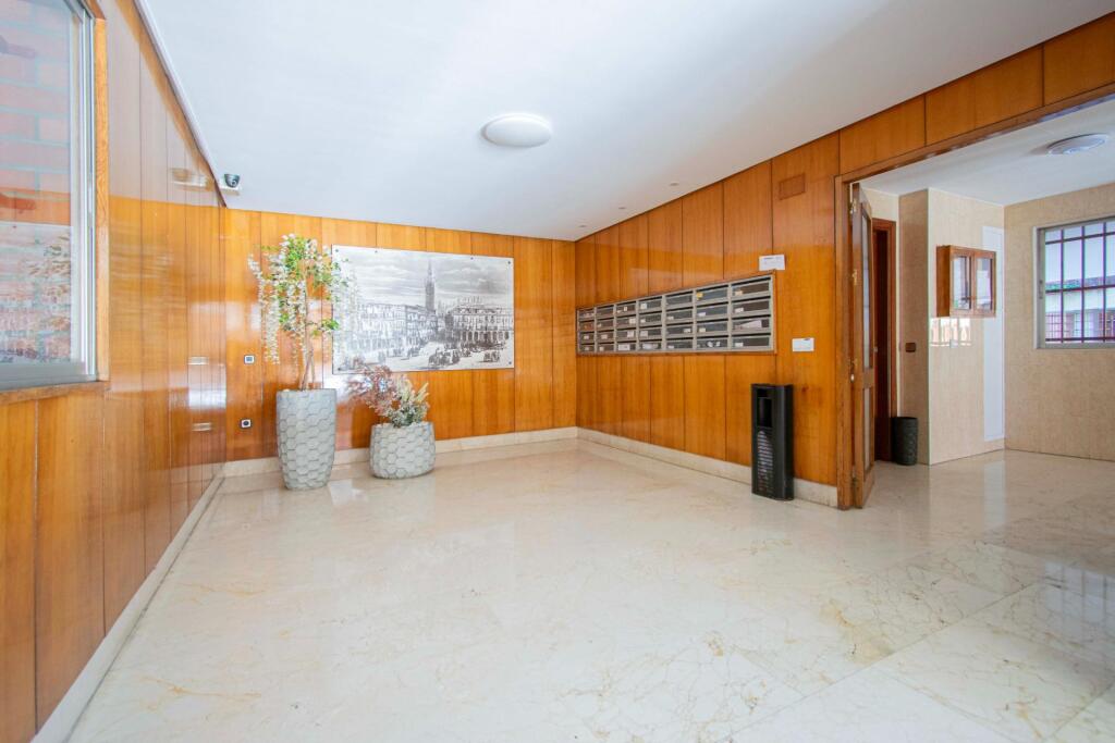 Imagen 2 de Fantástico piso en Puerta Este1 con PLAZA DE GARAJE!!