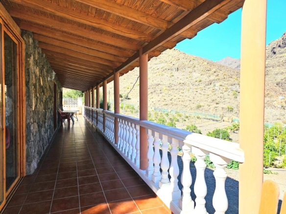 Imagen 1 de VENTA DE FINCA  CON DOS VIVIENDAS - TASARTICO - El Club del Propietario Imagen 1 de VENTA DE FINCA  CON DOS VIVIENDAS - TASARTICO