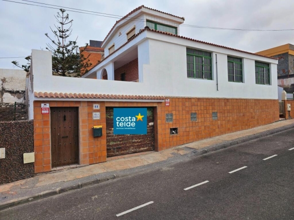 Imagen 4 de VENTA DE CHALET EN PLAYA DEL HOMBRE