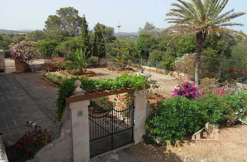 Imagen 1 de Casa de campo-Masía en Venta en Manacor Baleares Ref: 1215
