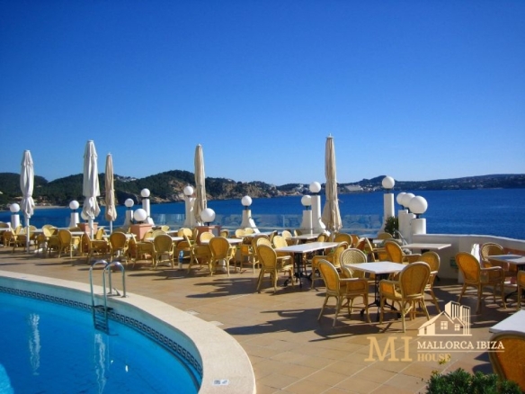 Imagen 2 de Local comercial en Venta en Peguera Baleares Ref: 8