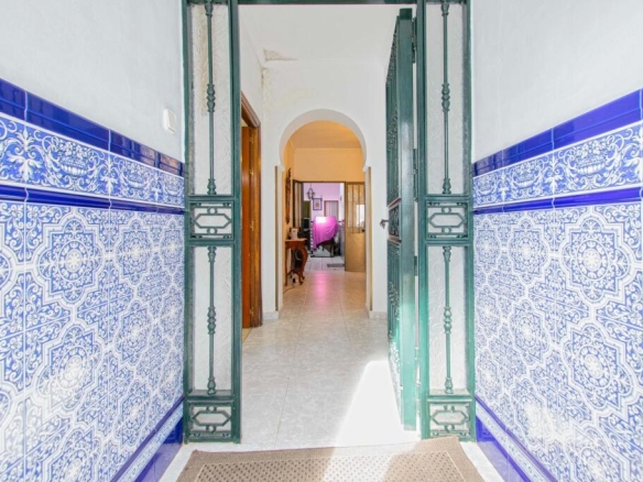 Imagen 3 de Fantástica casa en la zona centro de Carmona!!