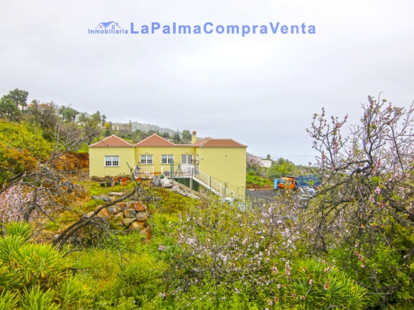 Imagen 2 de Casa-Chalet en Venta en Tijarafe Santa Cruz de Tenerife