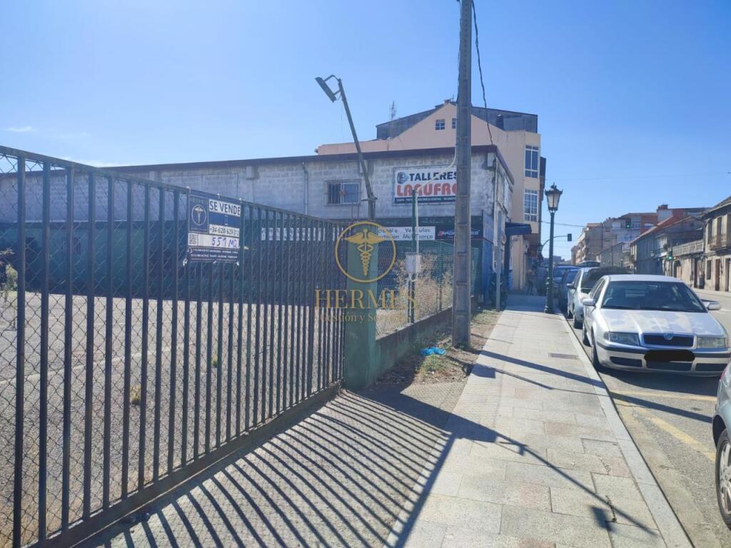 Imagen 3 de Parcela en venta Tui centro