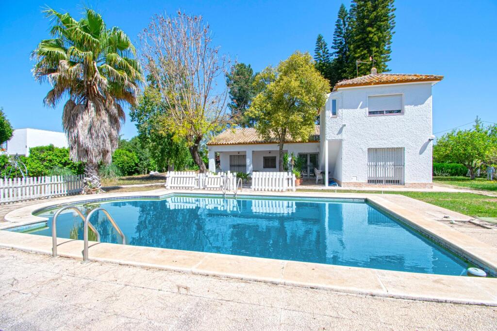 en Urbanización Los Tres Pinos!!! en Urbanización Los Tres Pinos!!!