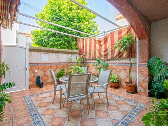 Imagen 3 de Fantástico adosado en Urbanización Los Milanos!!