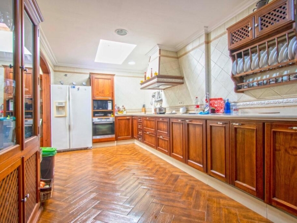 Imagen 1 de Fantástico adosado en Urbanización Los Milanos!!