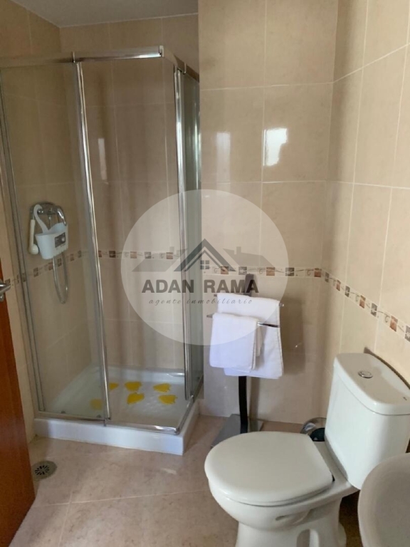 de 106m2 con 3 dormitorios y 2 baños con plaza de garaje