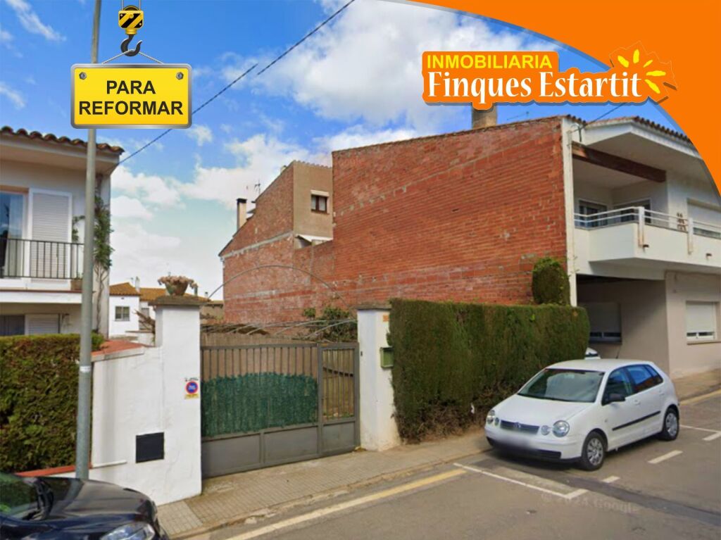 Imagen 2 de Solar residencial en Venta en Torroella De Montgri Girona