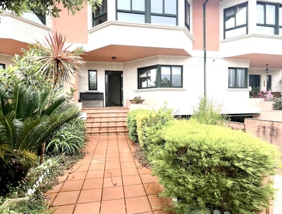 Imagen 2 de Casa-Chalet en Alquiler en Nigran Pontevedra