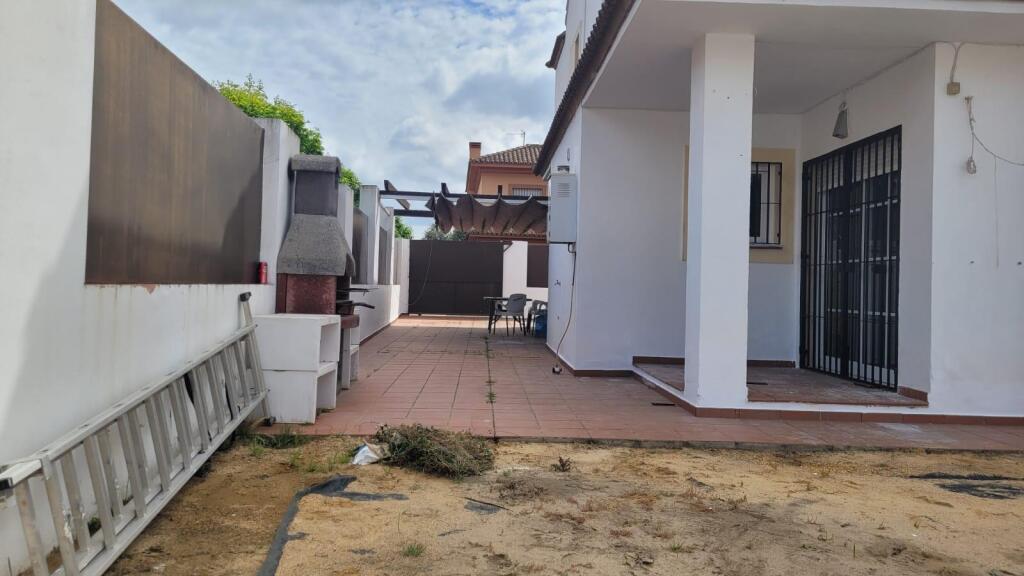 Imagen 2 de Gran vivienda pareada en Coria del Río!!!! Imagen 2 de Gran vivienda pareada en Coria del Río!!!!