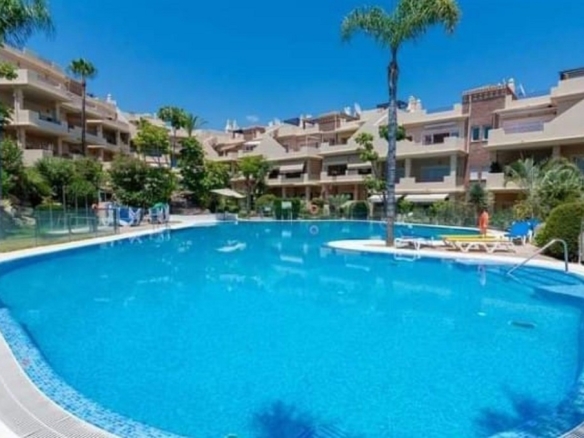 Imagen 1 de Apartamento en Venta en Estepona Málaga - El Club del Propietario Imagen 1 de Apartamento en Venta en Estepona Málaga