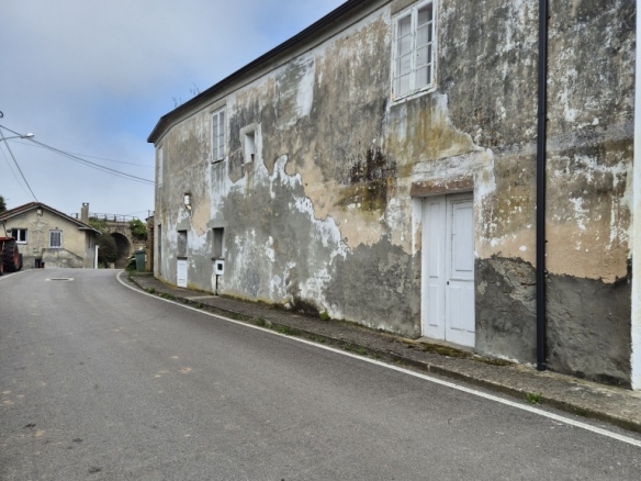 Imagen 2 de Casa de pueblo en Venta en Benquerencia Lugo