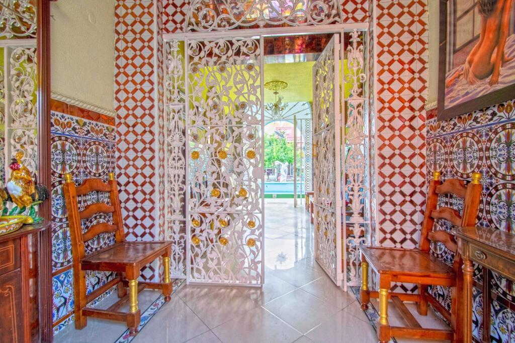 Imagen 2 de Gran casa con patio y piscina en Mairena del Aljarafe!!!