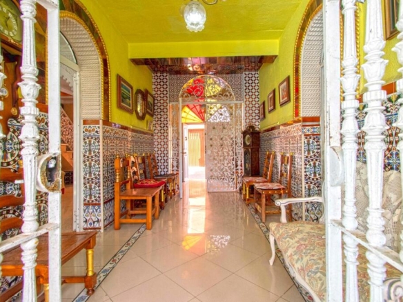 Imagen 4 de Gran casa con patio y piscina en Mairena del Aljarafe!!!