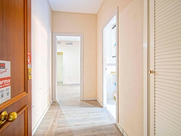 Imagen 2 de Magnífico piso con TERRAZA de 40m2 aprox. en Residencial Azores!!