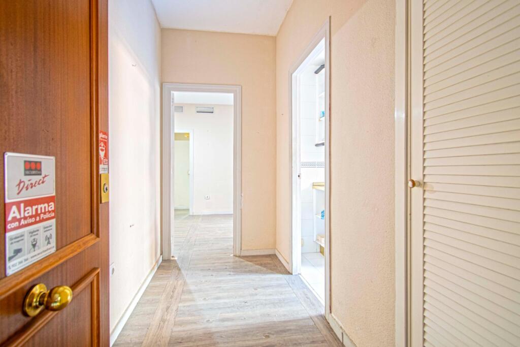 Imagen 2 de Magnífico piso con TERRAZA de 40m2 aprox. en Residencial Azores!! Imagen 2 de Magnífico piso con TERRAZA de 40m2 aprox. en Residencial Azores!!