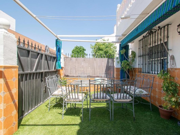 Imagen 3 de Preciosa vivienda adosada en Avenida de Las Ciencias!!!