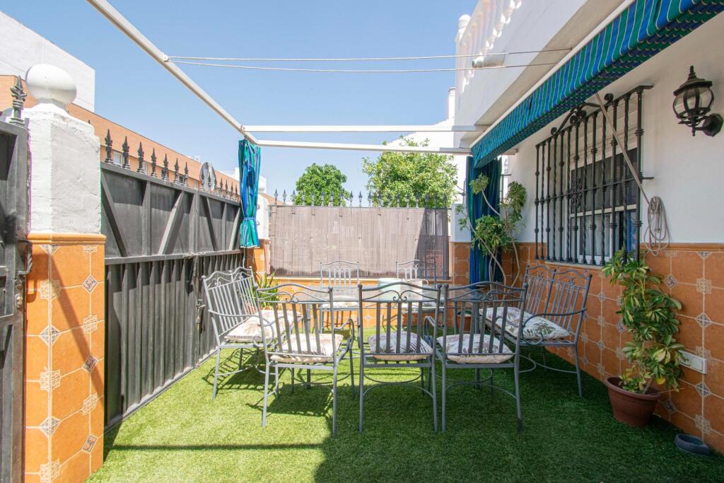 Imagen 3 de Preciosa vivienda adosada en Avenida de Las Ciencias!!!