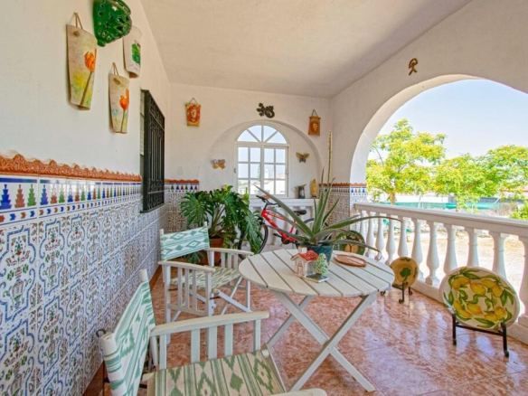 Imagen 3 de Gran parcela con dos casas independientes en Urbanización Torrelaguna!!!