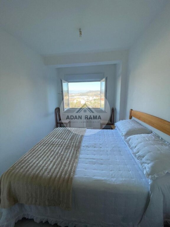 Imagen 2 de Venta de piso en Pontevedra