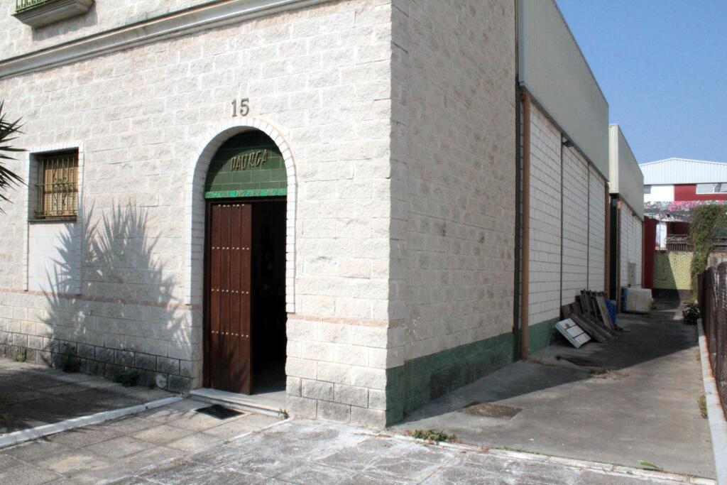 Imagen 4 de Nave industrial en Venta en Mairena Del Aljarafe Sevilla