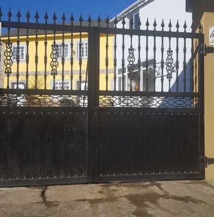 Imagen 1 de Adosada de Obra Nueva en Venta en Goiriz Lugo