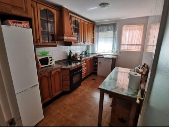 junto Polideportivo!!