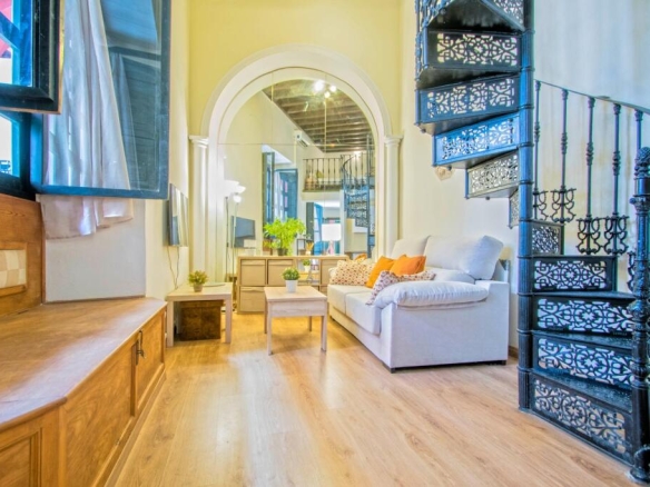 Imagen 4 de Precioso apartamento tipo dúplex junto a la Plaza del Salvador!!!