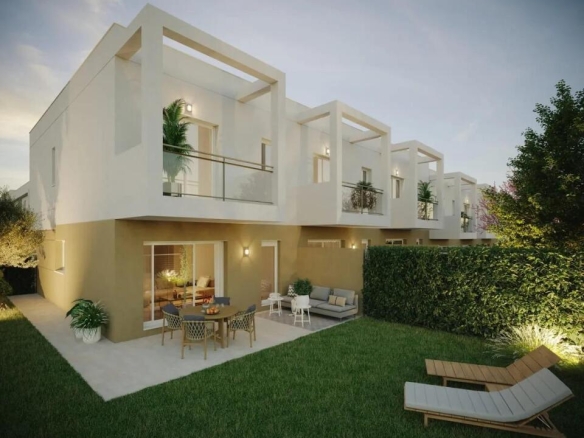 Imagen 2 de Adosada en Venta en Guillena Sevilla