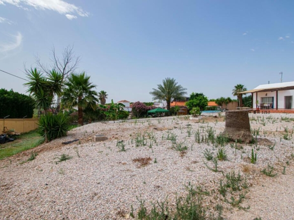 Imagen 3 de Casa-Chalet en Venta en Cantillana Sevilla