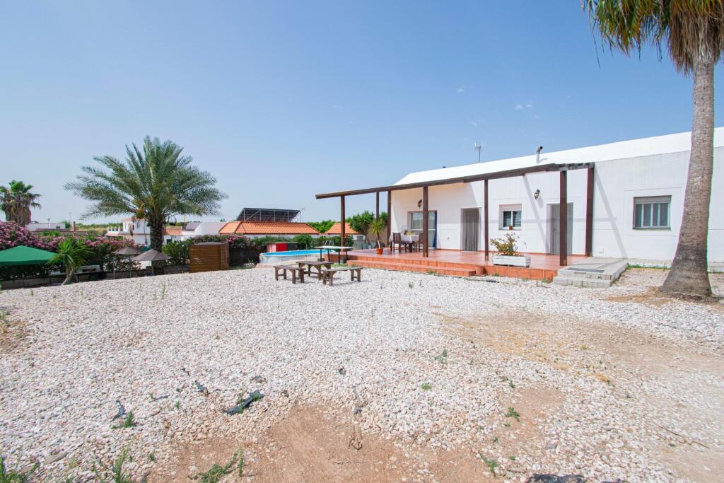 Imagen 4 de Casa-Chalet en Venta en Cantillana Sevilla Imagen 4 de Casa-Chalet en Venta en Cantillana Sevilla