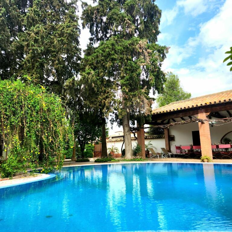 Imagen 2 de Espectacular chalet de estilo señorial en Écija!!! Imagen 2 de Espectacular chalet de estilo señorial en Écija!!!