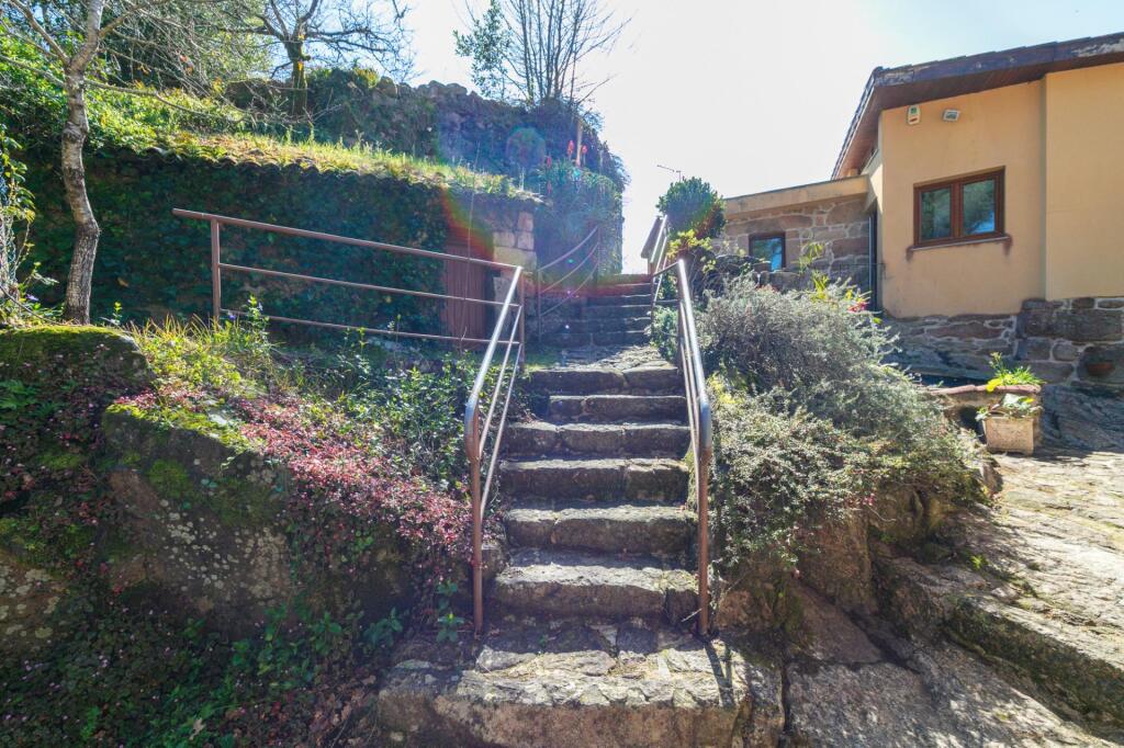 Invierte y Crea en un Entorno Único Invierte y Crea en un Entorno Único