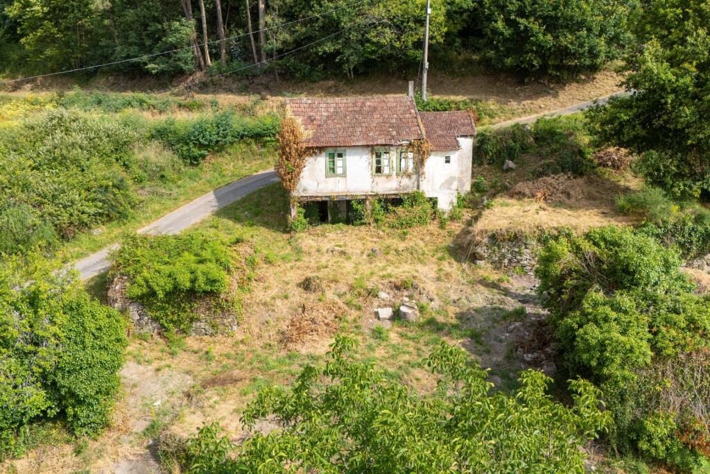 Imagen 2 de Casa de campo-Masía en Venta en Arbo Pontevedra