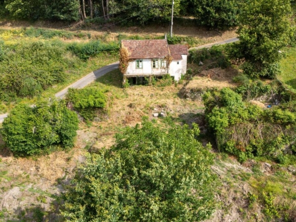 Imagen 3 de Casa de campo-Masía en Venta en Arbo Pontevedra