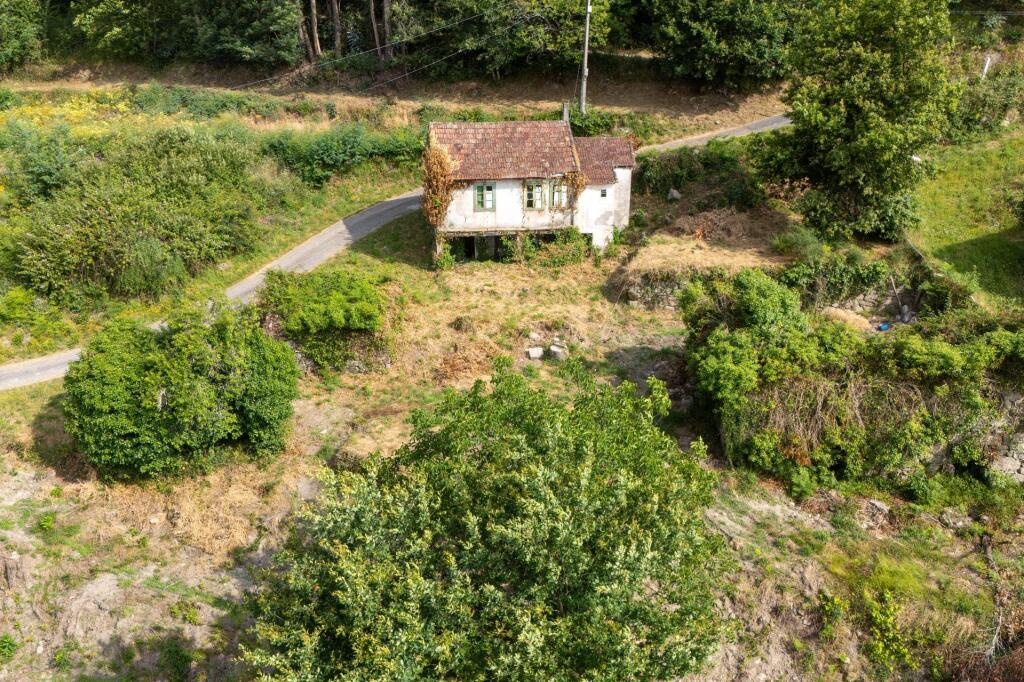 Imagen 3 de Casa de campo-Masía en Venta en Arbo Pontevedra