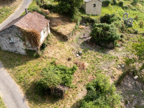 Imagen 4 de Casa de campo-Masía en Venta en Arbo Pontevedra